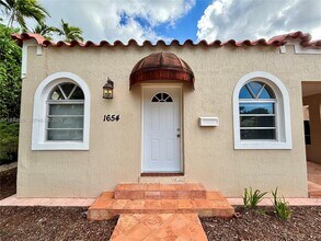 1654 SW 14th Terrace in Miami, FL - Building Photo - Building Photo