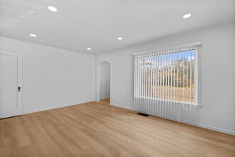 158 Randolph Ave in Pocatello, ID - Foto de edificio - Building Photo