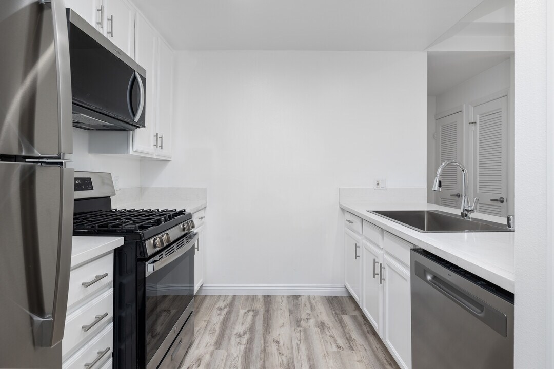 1347 23rd St in Santa Monica, CA - Building Photo