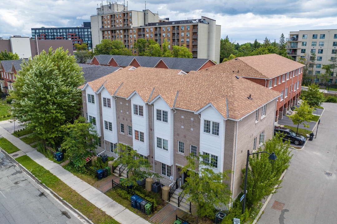 1-10 Water Willow Ln in Toronto, ON - Building Photo