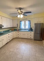 70 Grove St in New Milford, CT - Building Photo