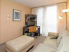 98 Charlotte Rue in Montréal, QC - Building Photo - Building Photo