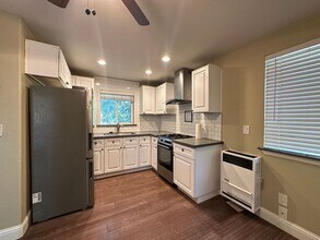 2932 Alder Dr in Camino, CA - Building Photo - Building Photo