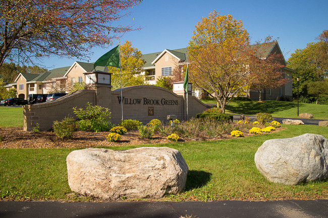 Willow Brook Greens Apartments