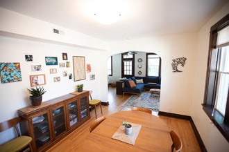 5446 Rhodes Ave in St. Louis, MO - Building Photo - Building Photo