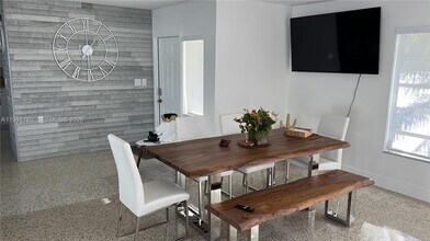 750 Polk St in Hollywood, FL - Building Photo - Building Photo