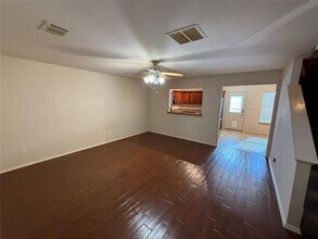 5031 Mountain Spring Trail in Fort Worth, TX - Building Photo - Building Photo