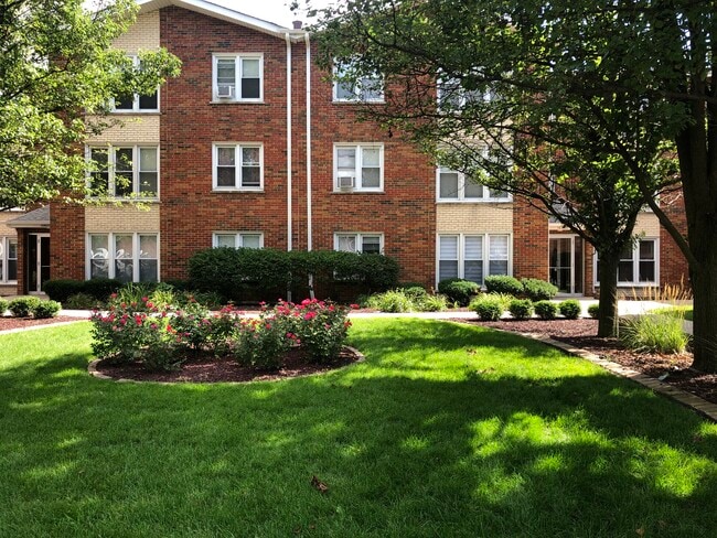 property at 10807 S Pulaski Rd