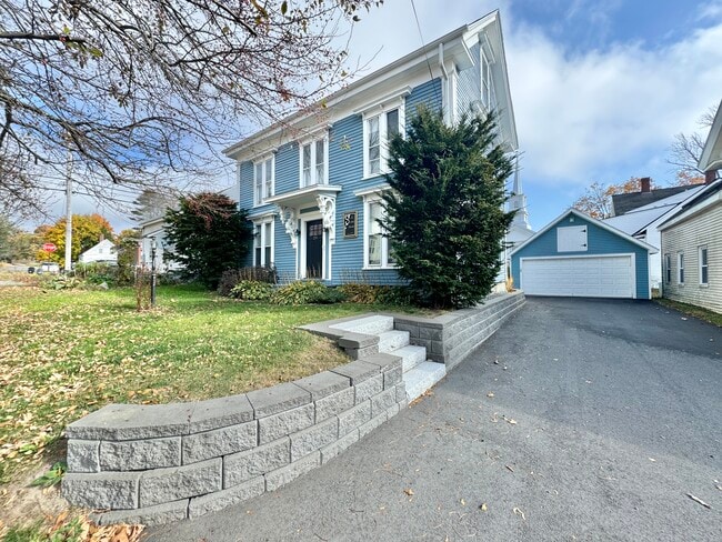 23 Mechanic St, Unit 1 in Bucksport, ME - Building Photo - Building Photo