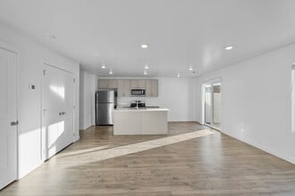 1998 N 350 W in Cedar City, UT - Building Photo - Building Photo