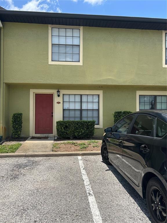 property at 3229 Oak Lawn Pl