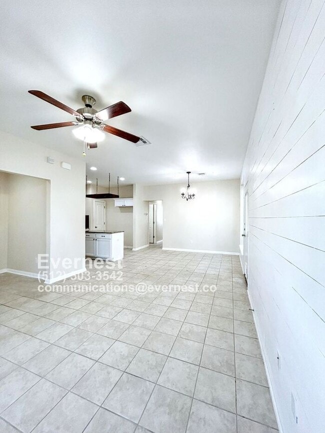139 Wainscot Oak Wy in San Marcos, TX - Building Photo - Building Photo