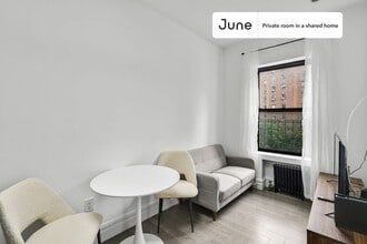 Room in Shared 2 bed/1 bath home, Unit B in New York, NY - Foto de edificio - Building Photo
