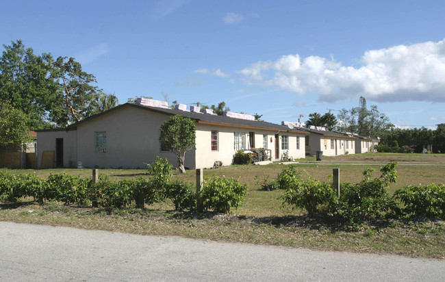 3583 Melaleuca Ln in Lake Worth, FL - Building Photo - Building Photo