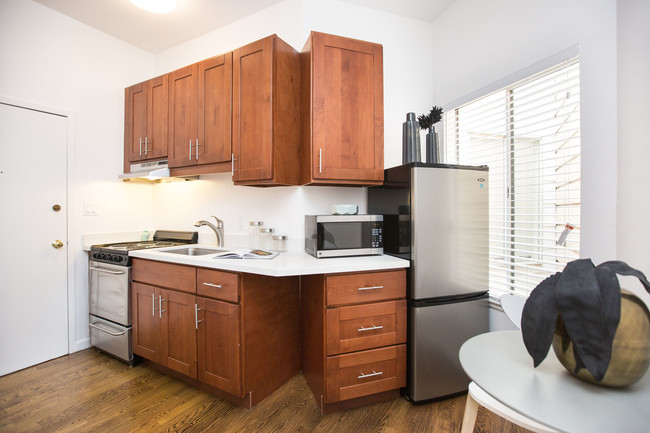 977 Pine in San Francisco, CA - Building Photo - Building Photo