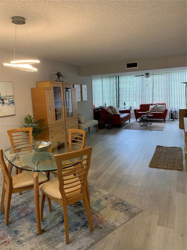 property at 1709 Whitehall Dr