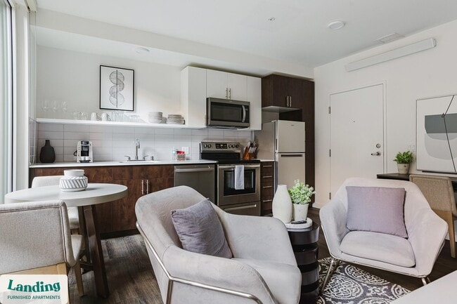 1419 24th Ave, Unit 107 in Seattle, WA - Foto de edificio - Building Photo