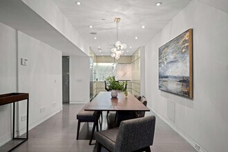 5 E 13th St in New York, NY - Building Photo - Building Photo