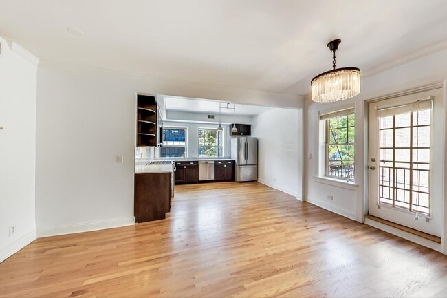 2237 N Lincoln Ave in Chicago, IL - Building Photo - Building Photo