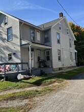 18 N Prince St in Millersville, PA - Foto de edificio - Building Photo