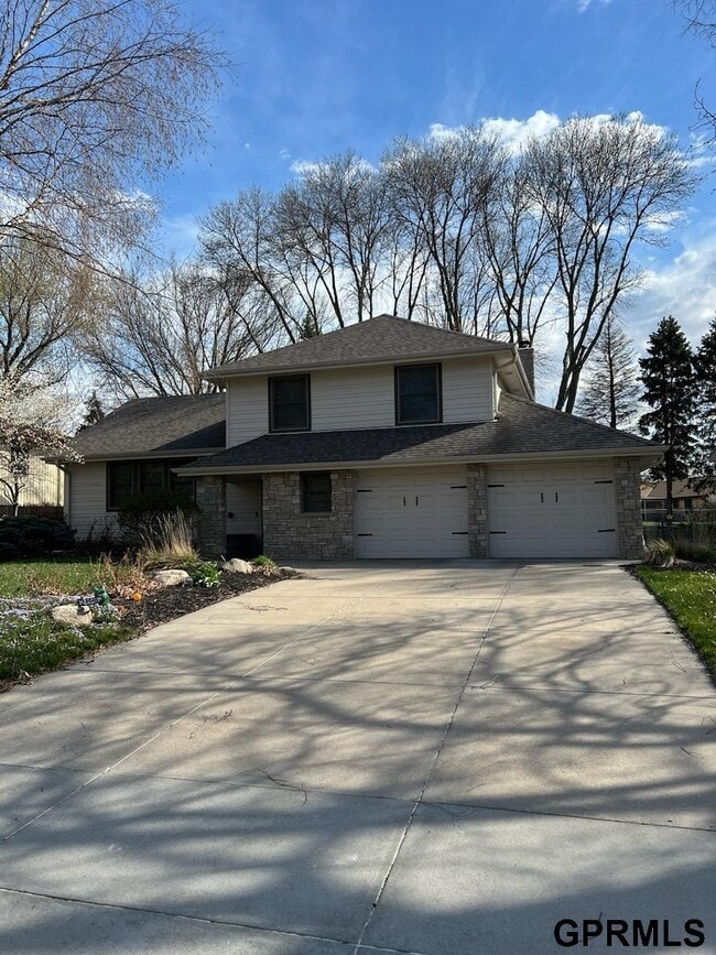 property at 13619 Stanford St