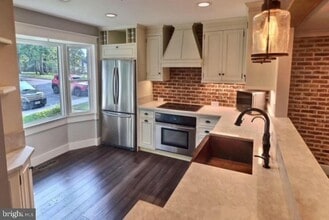 1759 Redgate Farms Ct in Rockville, MD - Building Photo - Building Photo