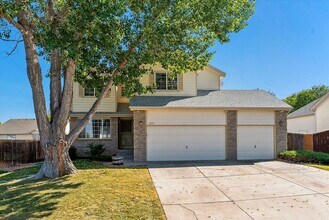 2272 S Fundy Way in Aurora, CO - Building Photo - Building Photo