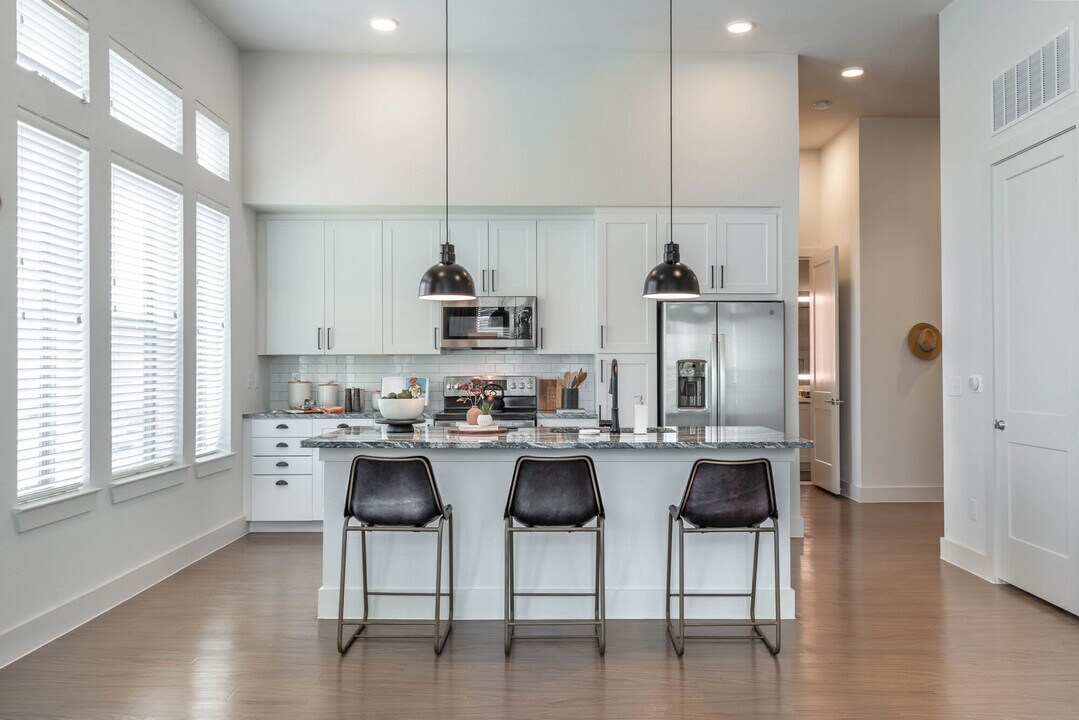 Burnett Lofts in Fort Worth, TX - Building Photo
