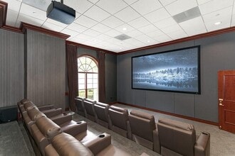 195 14th St NE in Atlanta, GA - Foto de edificio - Building Photo