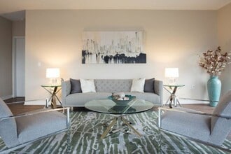 The Vue Hackensack in Hackensack, NJ - Building Photo - Building Photo