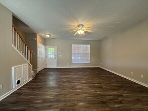 612 Canyon Lake Cir in Morrisville, NC - Building Photo - Building Photo