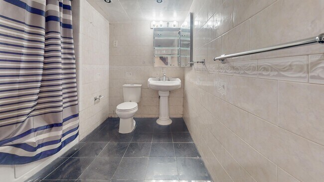 2 Mark St, Unit 1 in Boston, MA - Building Photo - Building Photo