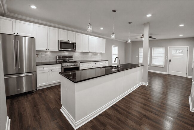 1366 Cole St in Columbus, OH - Building Photo - Building Photo