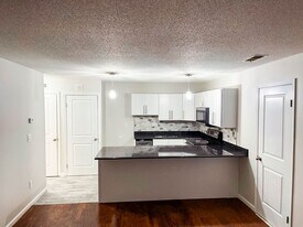 471 Whalley Ave in New Haven, CT - Building Photo
