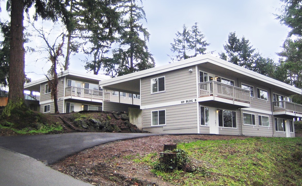 Hillside Apartments in Bellevue, WA - Building Photo