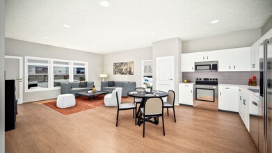 Summer Pointe Village in Summerfield, FL - Building Photo - Building Photo