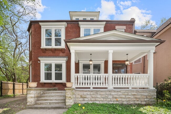 property at 1025 E 48th St