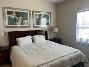 2903 Edenshire Wy in Kissimmee, FL - Foto de edificio - Building Photo
