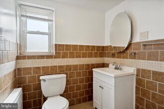 1846 S 12th St-Unit -2 in Philadelphia, PA - Building Photo - Building Photo