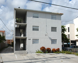 126 SW 18th Ave Apartments