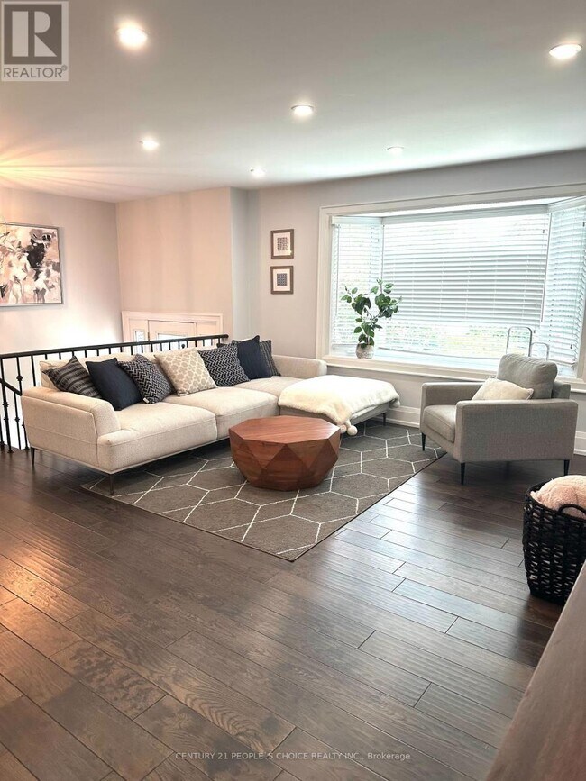 6062 Paddle Rd in Mississauga, ON - Building Photo - Building Photo