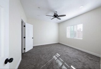 310 Ohio Dr in Bakersfield, CA - Building Photo - Building Photo