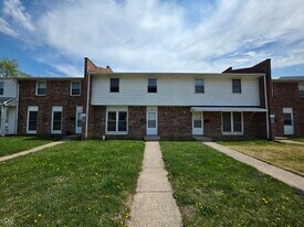 3829 Biscayne Rd in Indianapolis, IN - Building Photo