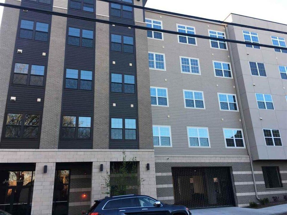 5817 Jefferson St-Unit -509 in West New York, NJ - Building Photo