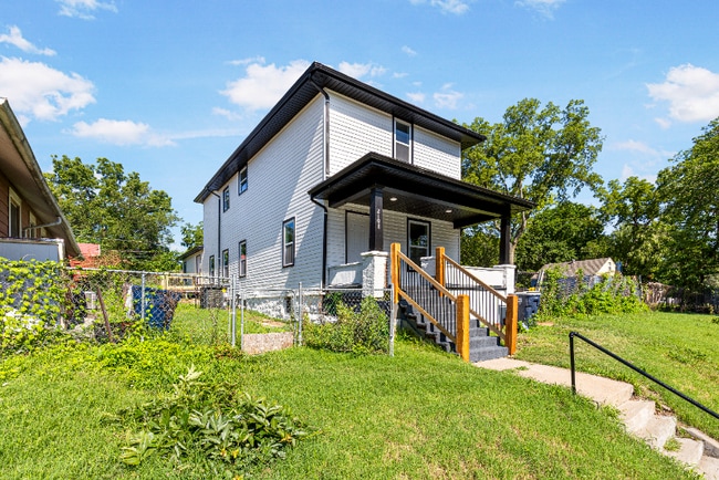 2108 College Ave in Kansas City, MO - Building Photo - Building Photo