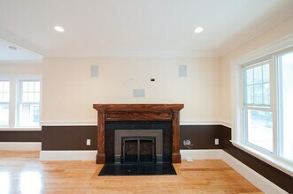 381 Belmont St, Unit 2 in Belmont, MA - Building Photo - Building Photo
