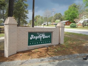 Angel's Court Apartments in Fayetteville, NC - Building Photo - Building Photo