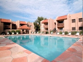 Aspire Thunderbird in Glendale, AZ - Building Photo - Building Photo