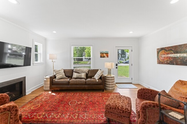 2600 Belcourt Ave in Nashville, TN - Building Photo - Building Photo