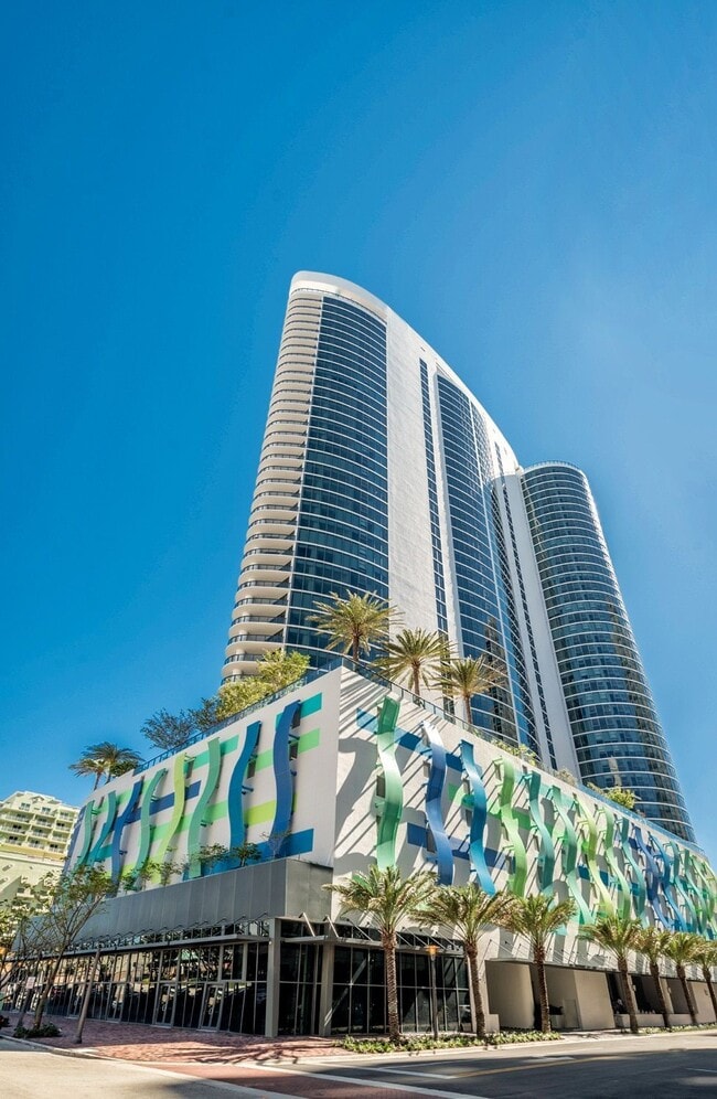 Icon Las Olas in Fort Lauderdale, FL - Foto de edificio - Building Photo